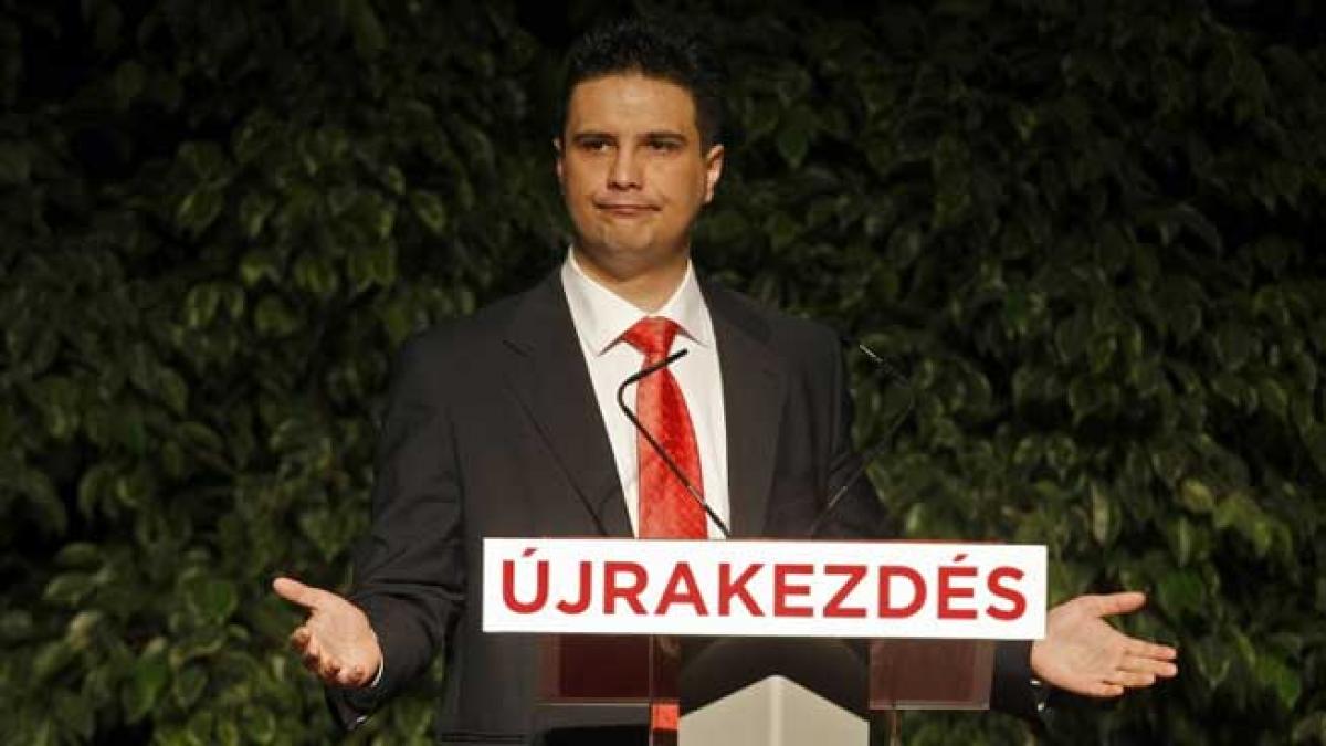 liderul socialistilor ungari mesterhazy attila a fost primit cu huiduieli si injuraturi la cluj video