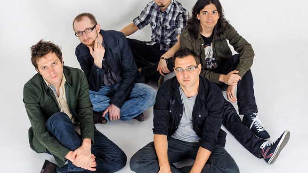 Înaintea lui Slash avem concert byron!