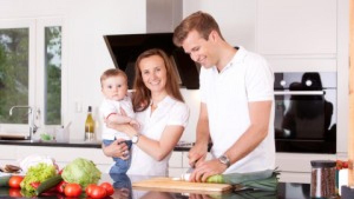 Vrei un copil isteţ? Iată 4 sfaturi pe care trebuie să le urmezi 