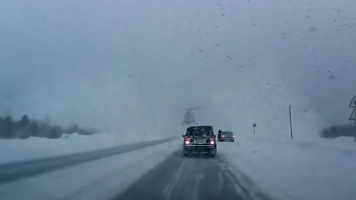 Apariţie SF pe autostradă! Se poate întâmpla doar în Rusia (VIDEO)