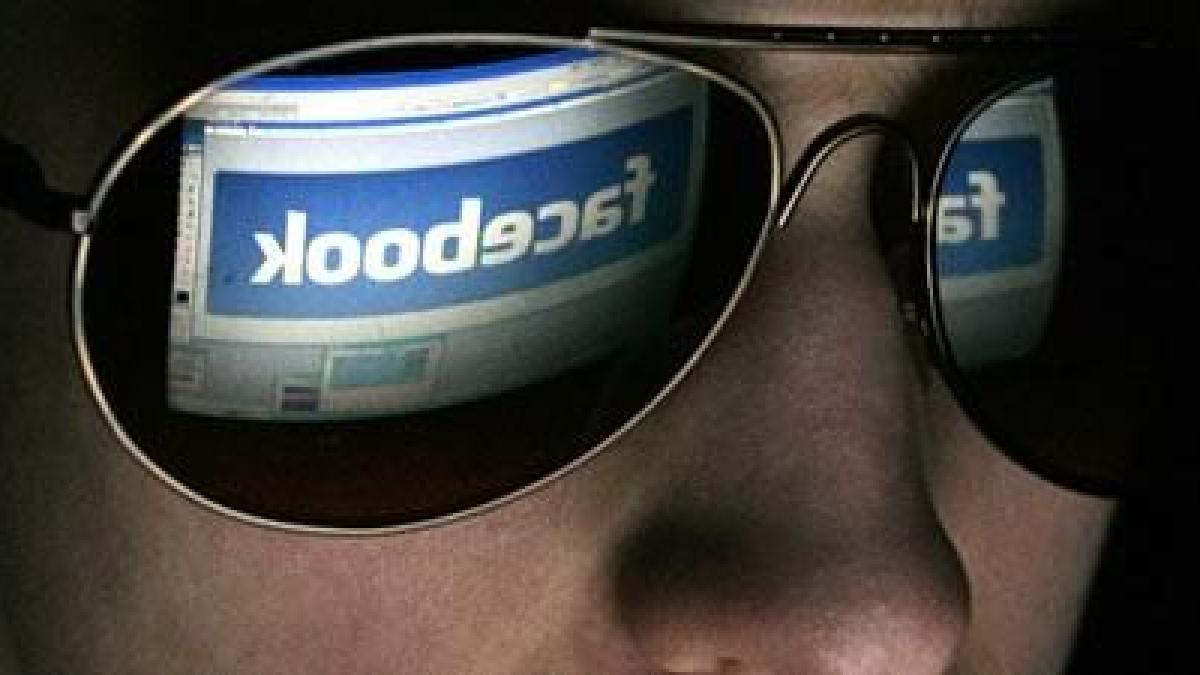  Angajații români nu vor sa fie prieteni pe Facebook cu șefii lor 