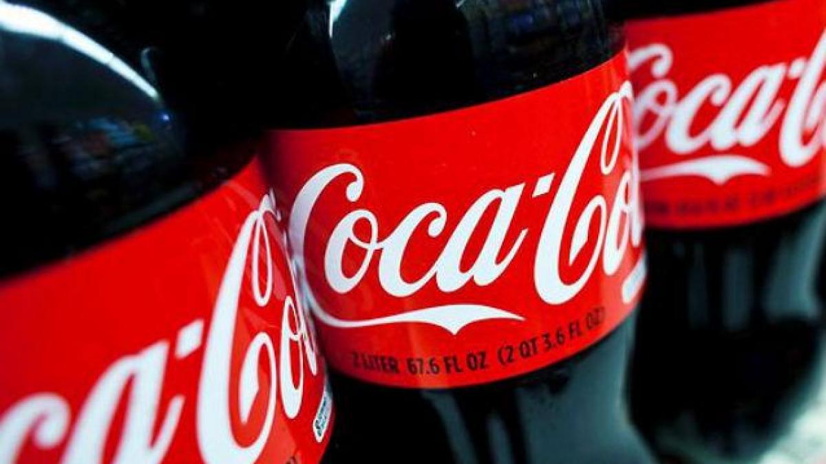 EFECTUL DEZASTRUOS al dependenţei de sucuri acidulate. Ce a păţit un tânăr care consuma opt litri pe zi