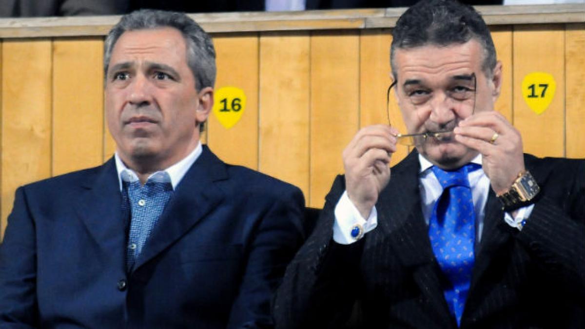 Becali s-a răzgândit: se întoarce în ţară joi, după meciul Stelei de la Amsterdam