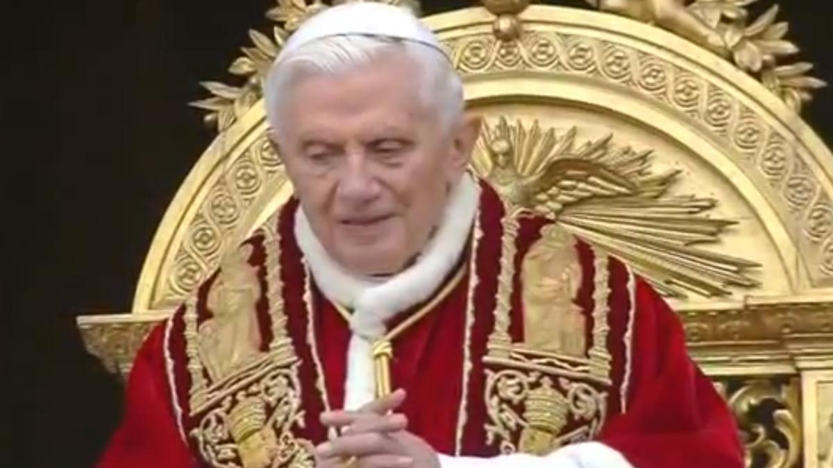Papa Benedict al XVI-lea: al optulea papă german demisionează după opt ani