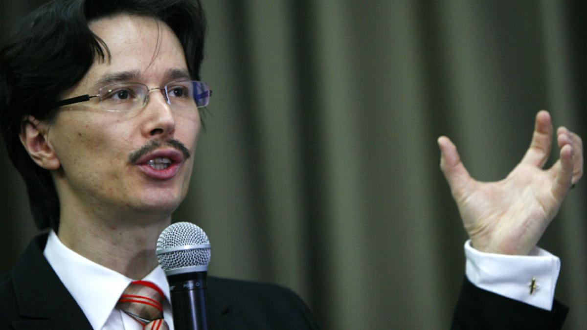 Nouă amânare în discutarea solicitării privind revocarea din CSM a lui Cristi Dănileţ şi Alinei Ghica