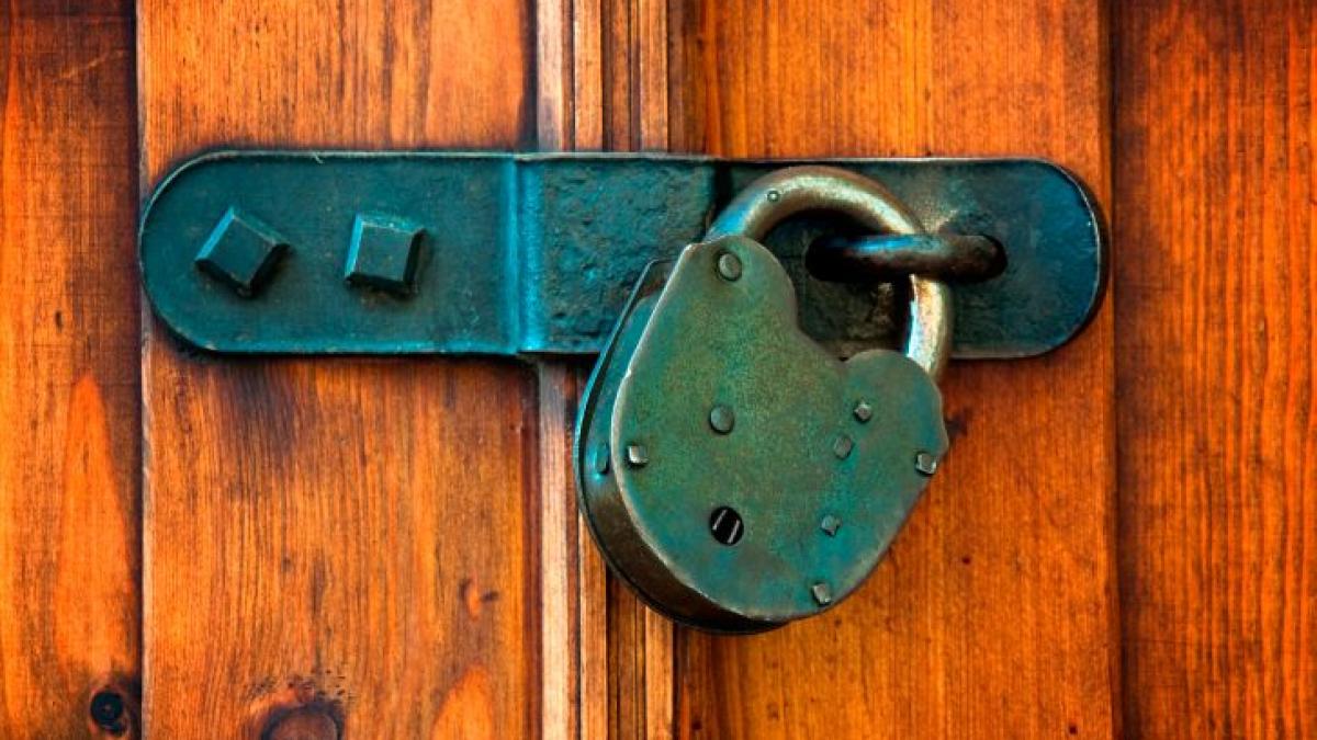 Cine a închis fabrici în România şi câte locuri de muncă au dispărut