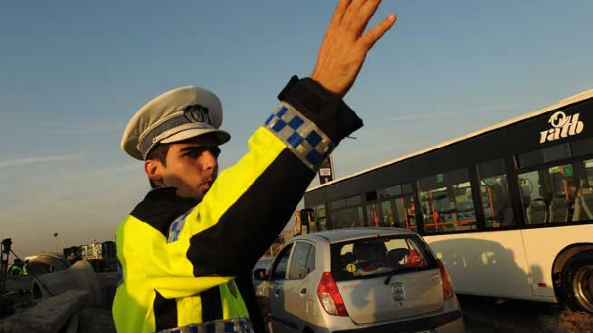 Poliţia va sechesta în trafic maşinile datornicilor 