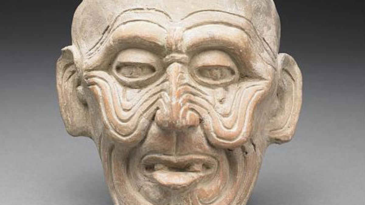 Puţ conţinând statuia unui zeu, descoperit în Piramida Soarelui din Teotihuacan
