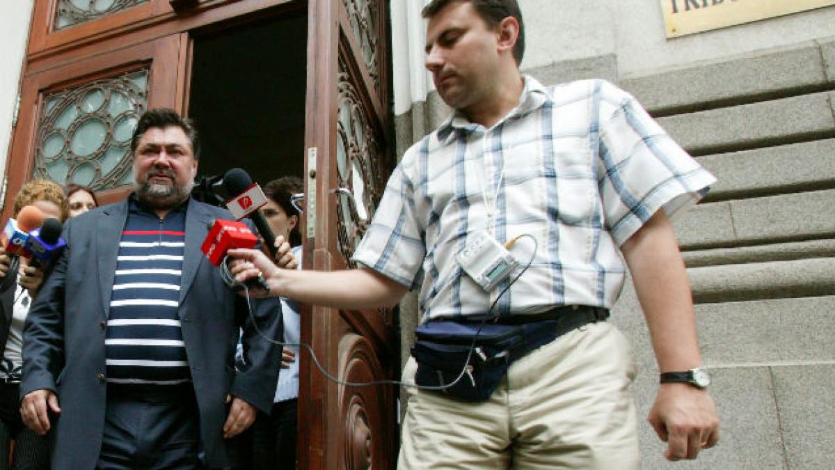 Cine a fost Dumitru Sechelariu