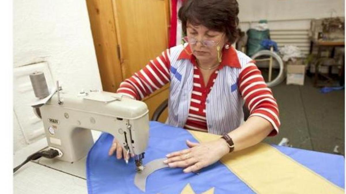 Scandalul diplomatic româno-ungar a înflorit comerţul cu steaguri secuieşti