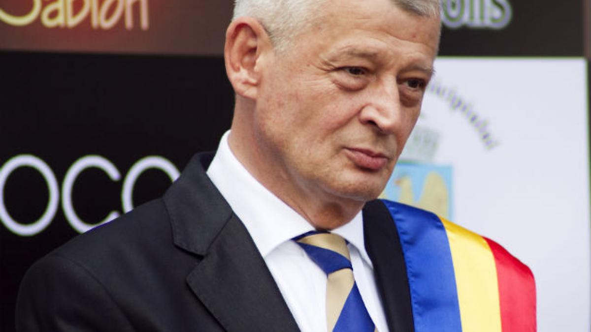 Oprescu: "De la 1 martie începe trasarea marcajelor rutiere". Operaţiunea a fost suspendată 3 ani din cauza unui proces
