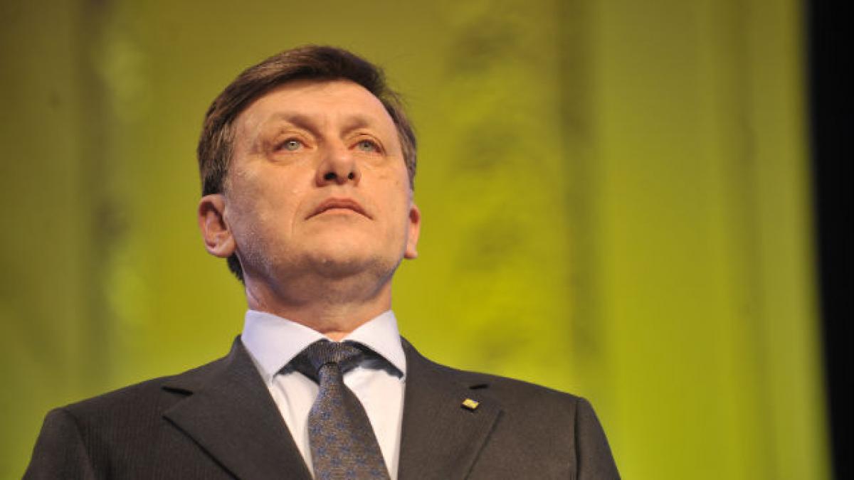 Antonescu: E absurd ce solicită primarul din Miercurea Ciuc, limba română este limba oficială