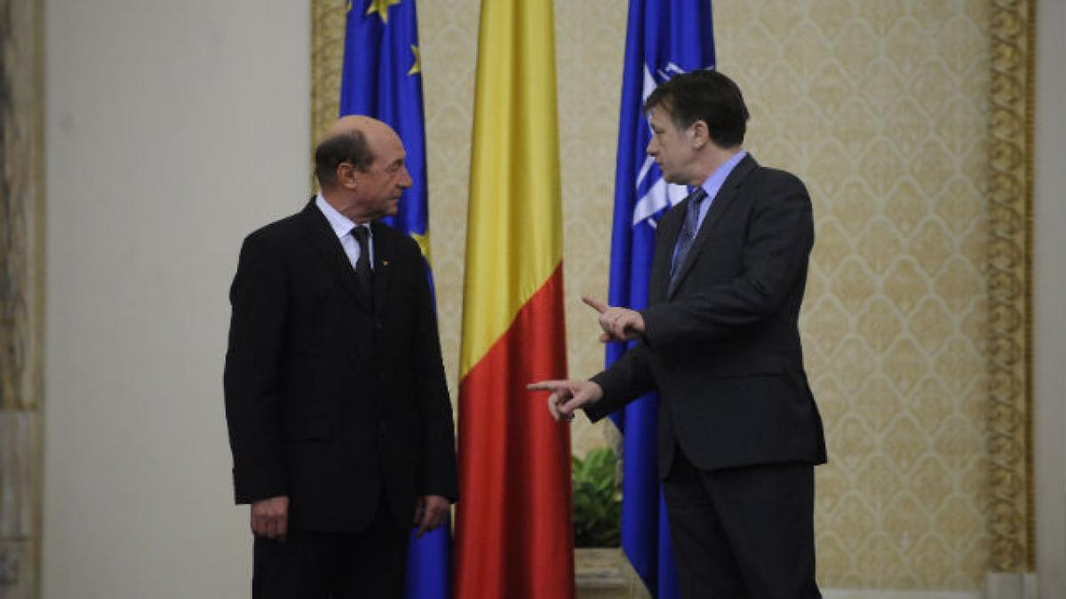 Antonescu: Mă aşteptam ca preşedintele să nu se retragă din politică la finalul mandatului; va fi încă tânăr pentru politică