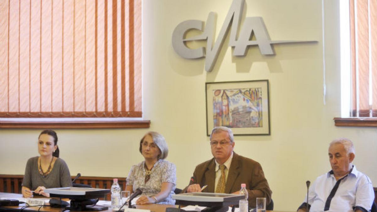 CNA vrea ca programele interzise minorilor sub 15 ani să fie difuzate la TV numai după ora 24.00