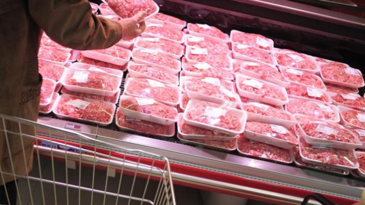 România începe testările ADN în alimente care conţin carne de vită 
