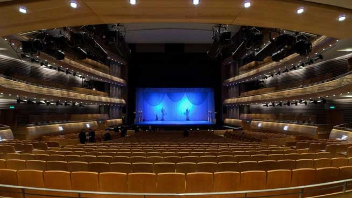 mariinsky ii si disputele in orasul de pe neva la sankt petersburg se deschide un nou mare teatru liric