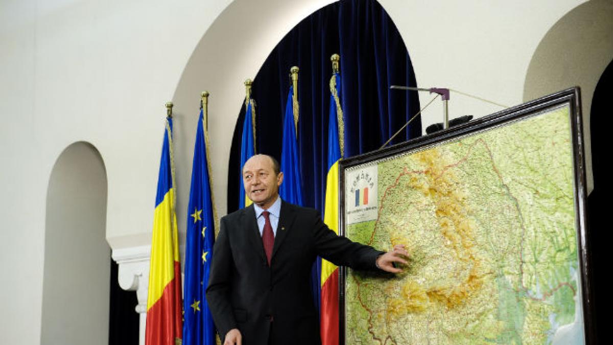 Băsescu: Orice revizuire a Constituţiei care nu porneşte de la referendumul din 2009 este eronată şi nedemocratică