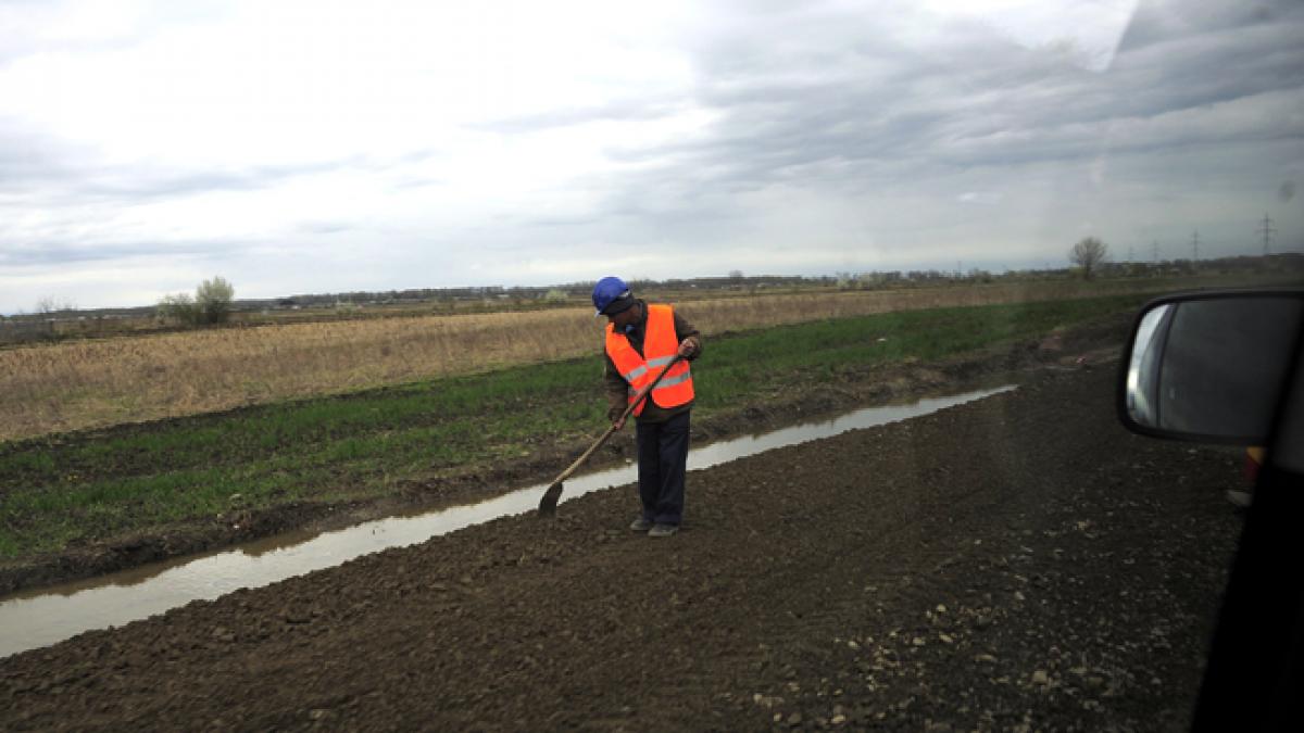Judeţul Arad rămâne fără bani pentru 307 km de drumuri