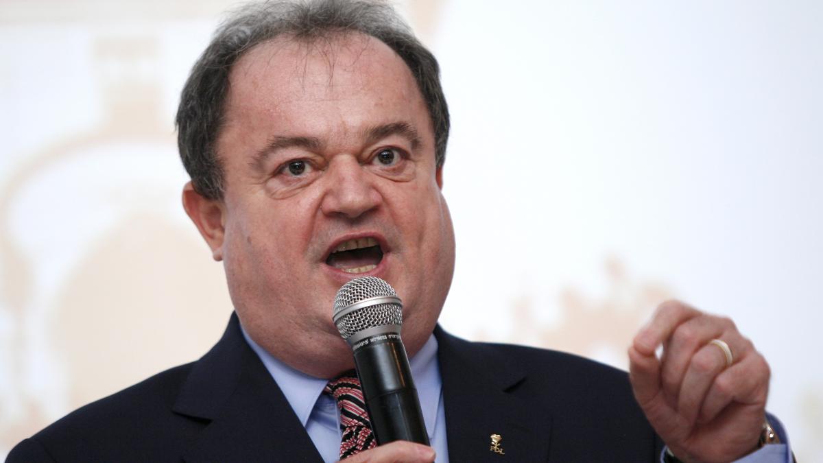Blaga o atacă dur pe Udrea, imediat după victorie 