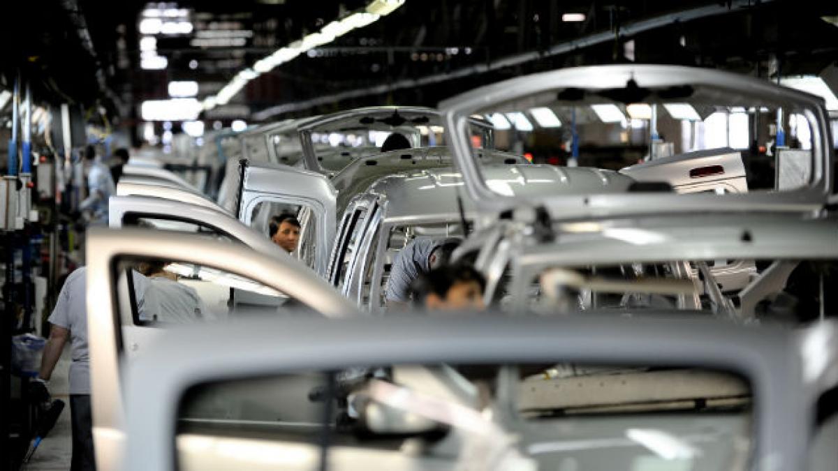 Premier: Una dintre marile companii germane din industria auto deschide o fabrică în România