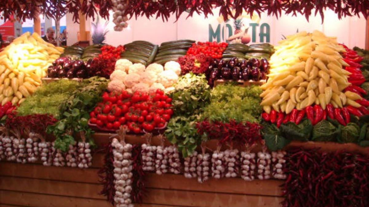 Ministrul Agriculturii estimează la 400-600 de milioane de euro evaziunea din două sectoare agricole: carne şi legume-fructe