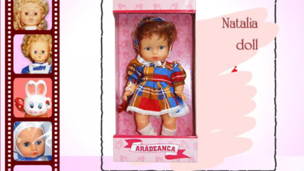 Cea mai veche fabrică de păpuşi din România a intrat în faliment