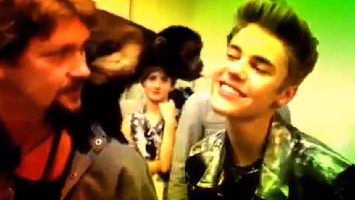 Cântăreţul Justin Bieber a rămas fără maimuţă