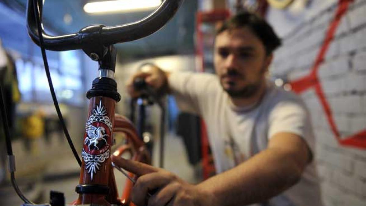 Românii care au reinventat bicicleta Pegas