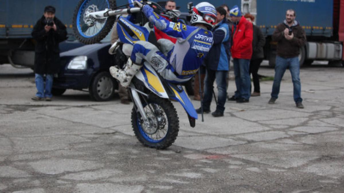 Extrem Enduro, încă un sport “cenușăreasă”. Campionii mondiali îi trezesc pe enduro-bikerii români