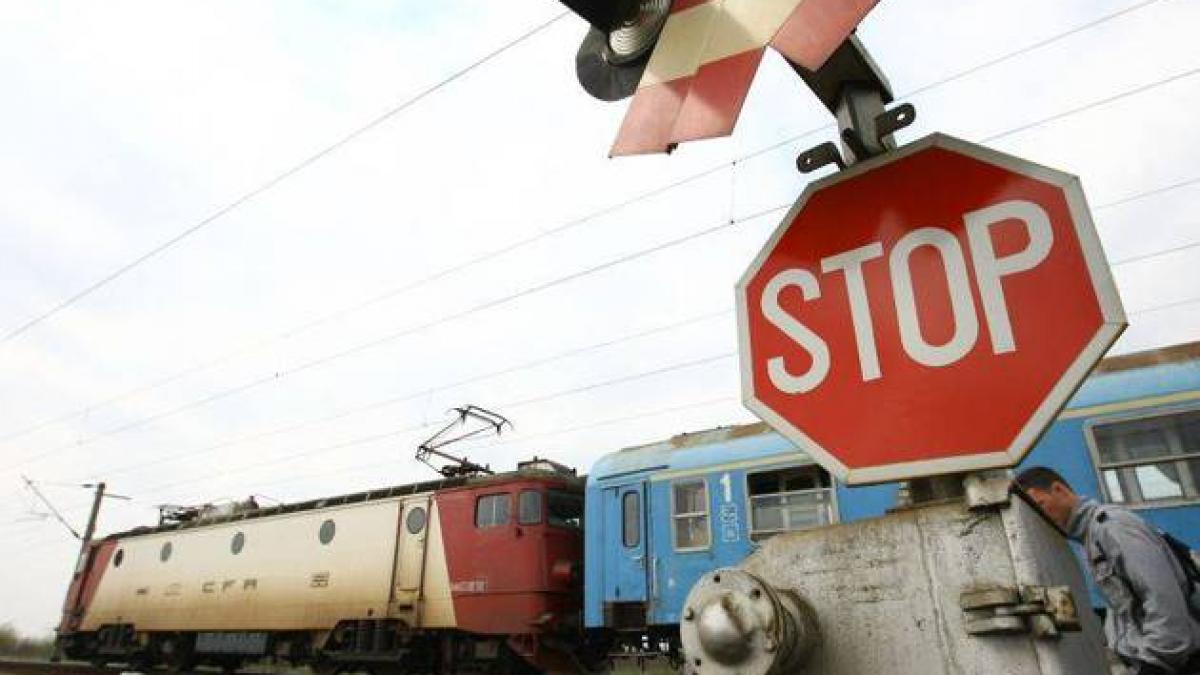 Grevă spontană la CFR Braşov. Aproape 2000 de angajaţi au întrerupt lucrul