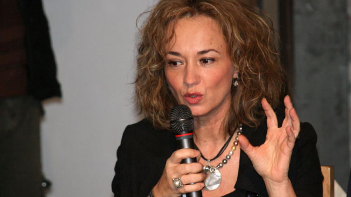 Realizatoarea TV Marina Constantinescu în juriul concursului de dramaturgie “Cea mai bună piesă românească a anului 2012”