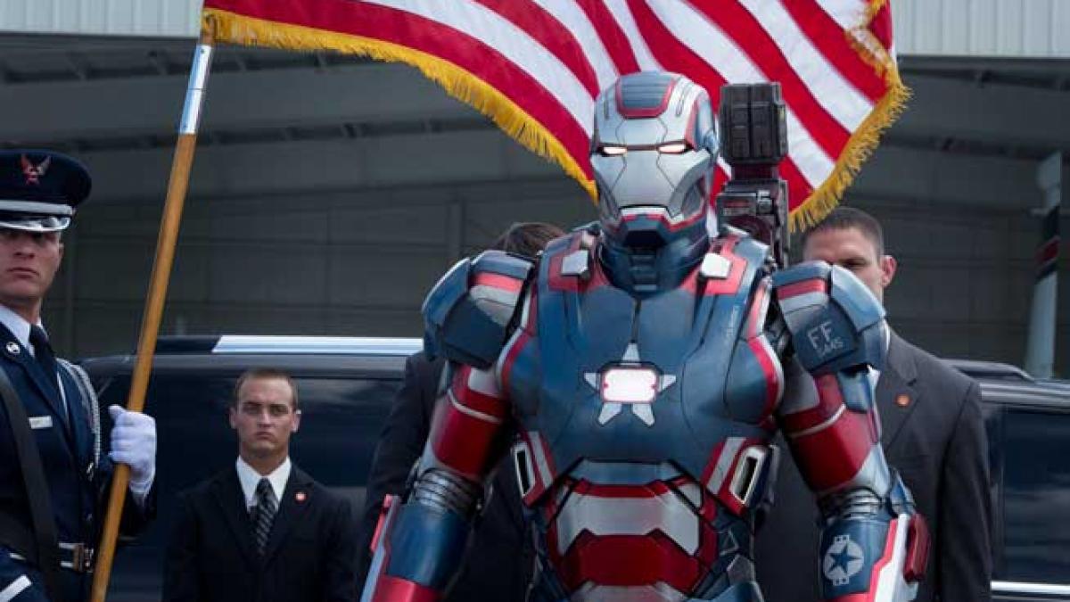 Intrare gratuită la “Iron Man 3” pentru românii cu nume Fieraru, Capdefier, Oţeleanu..etc