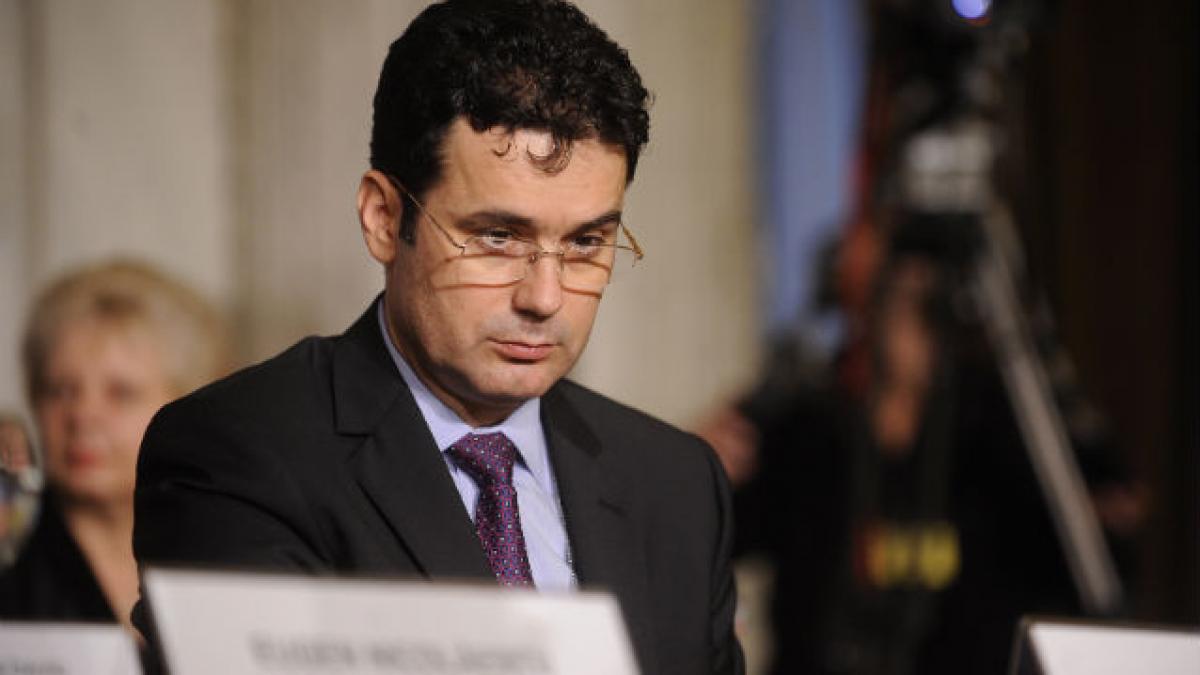 Simulările pentru evaluarea naţională şi bacalaureat ar putea fi organizate centralizat