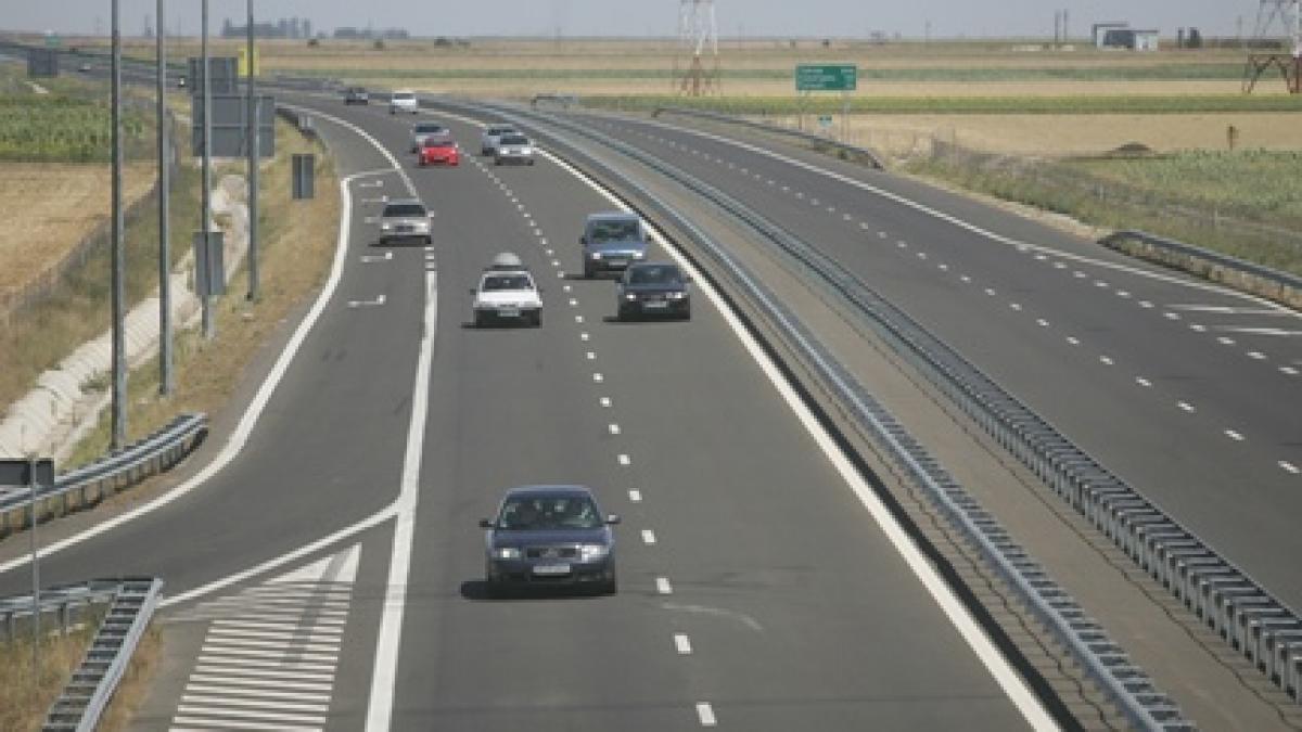 Autostrada Soarelui, supravegheată din elicopter. Sute de radare, scoase pe toate drumurile naţionale