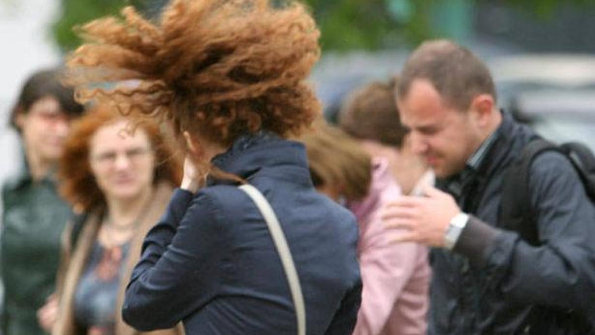 COD GALBEN de vânt puternic până la ora 14:35. Vezi zonele vizate