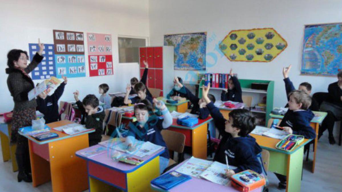 A început a doua etapă de înscriere în clasa pregătitoare