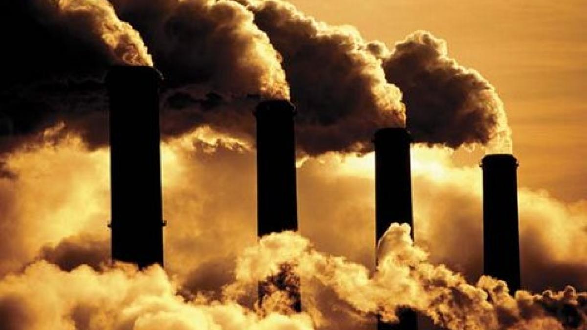 Pământul a atins o valoare istorică a CO2-ului din atmosferă. Agenţiile de monitorizare vorbesc despre riscuri potenţial catastrofale
