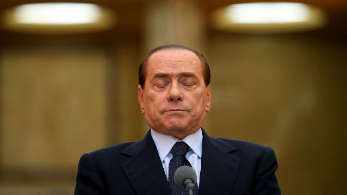 Plăcerile oferite de Ruby l-ar putea costa pe Berlusconi şase ani după gratii!
