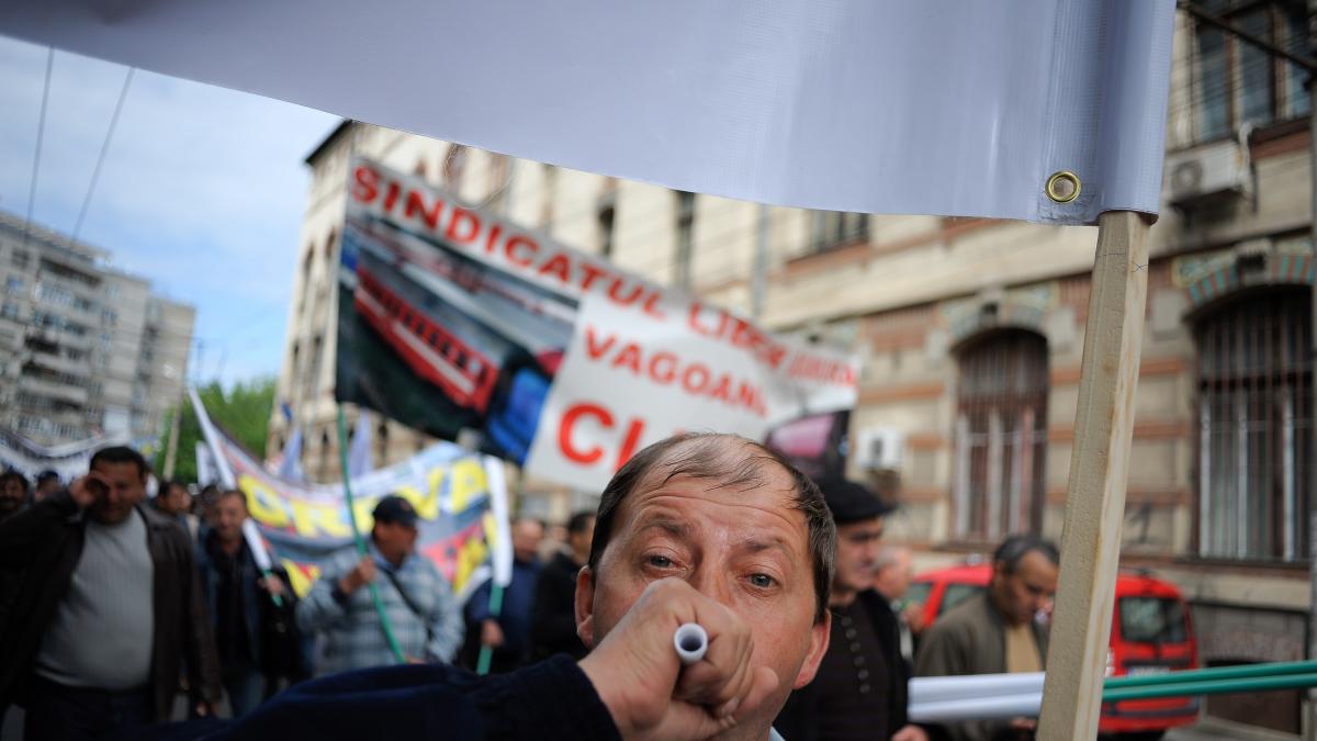 Disponibilizări masive în sistemul bugetar. 10.500 de persoane ar urma să fie concediate, în perioada 2013-2018