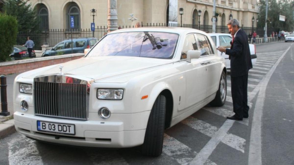 Partidul Pietonilor lui Dan Diaconescu. Află ce nume mari din partidul lui DD declară că merg cu Dacia 1300 sau Supernova