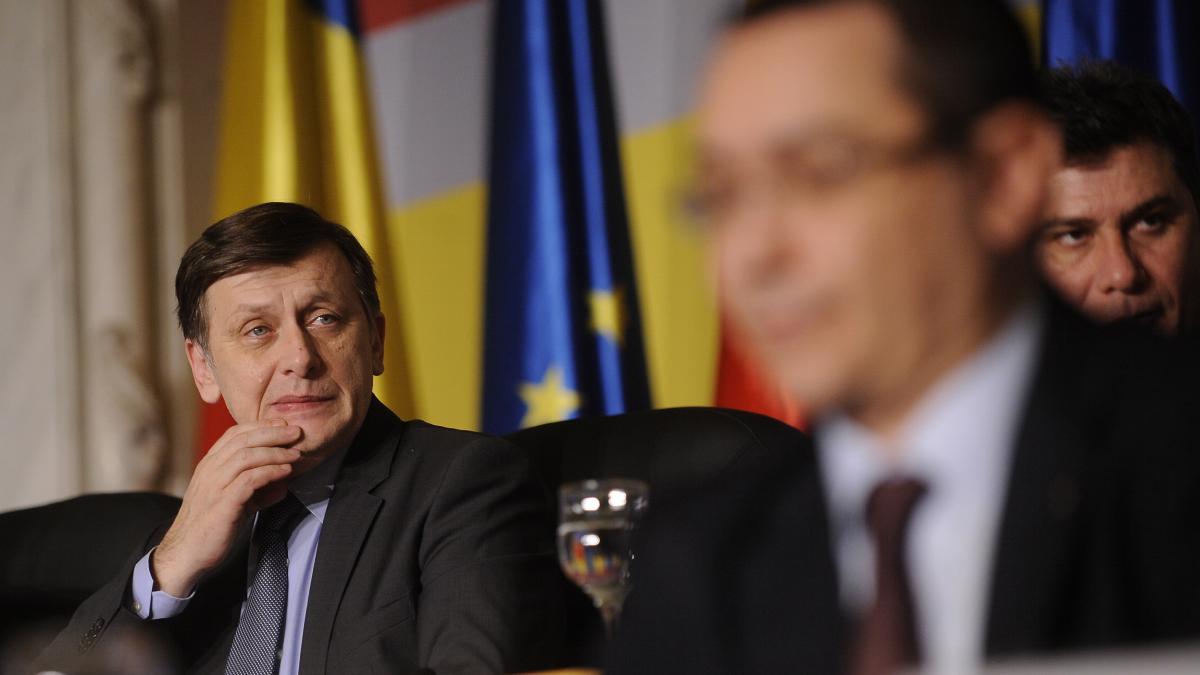 Antonescu: L-am asigurat pe Ponta că are sprijinul nostru