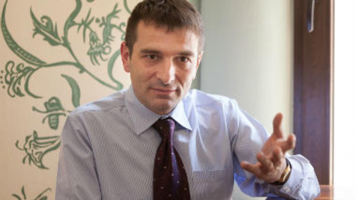 Jocul de domino Govora sau cum ai putea evita colapsul în doar trei luni: planurile îndrăzneţe ale noului manager al uzinei