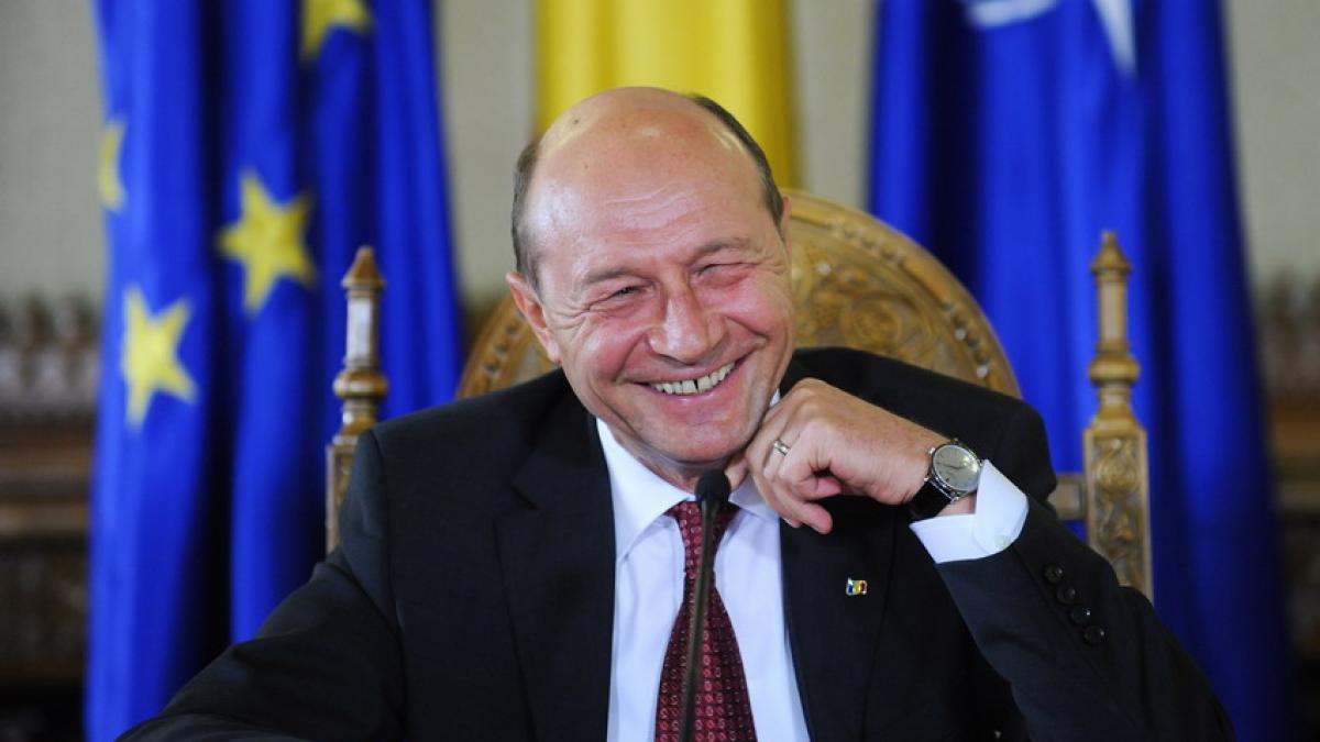  Ce le urează Traian Băsescu românilor care poartă numele de Constantin şi Elena