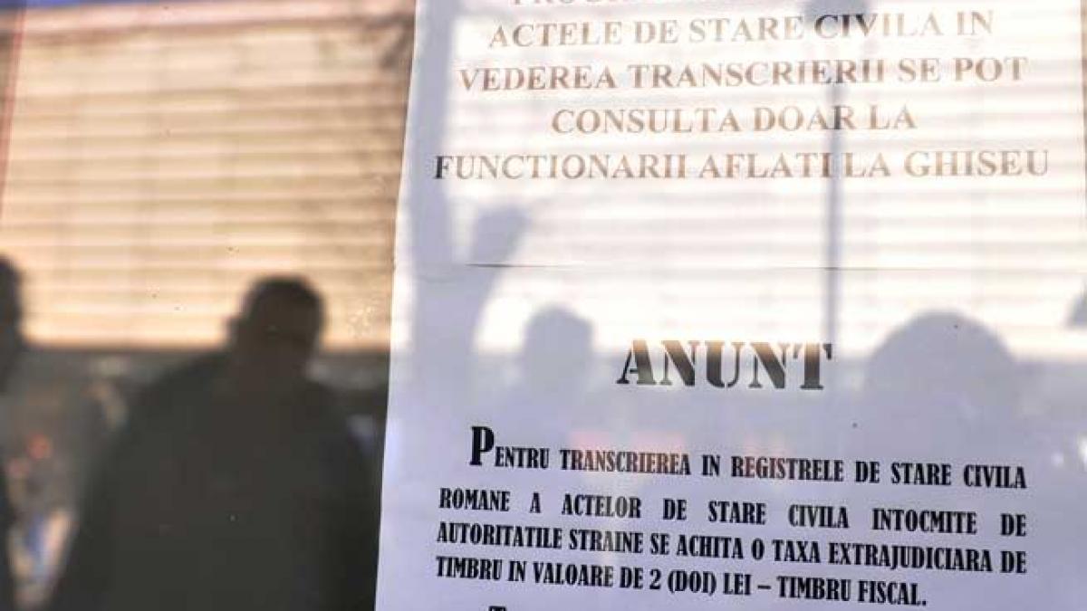 EXCLUSIV. Cu camera ascunsă printre traficanții de cetățenie. Cum se îmbogățesc intermediarii de la Pașapoarte pe spinarea basarabenilor naivi