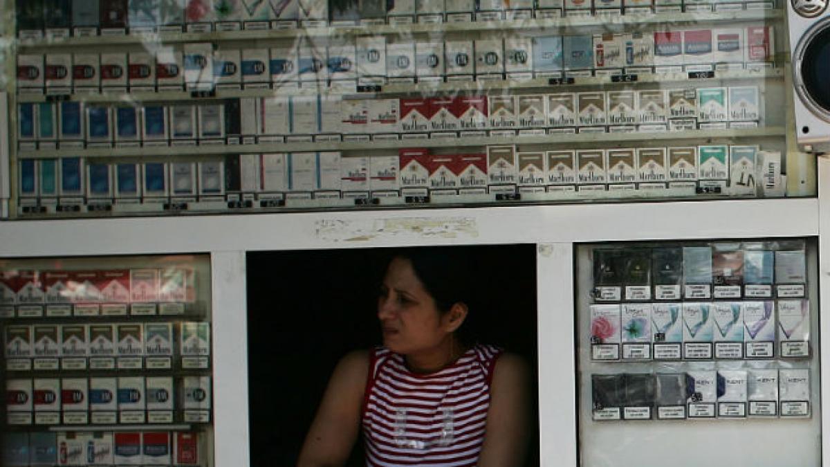 Peste jumătate dintre românii care fumează şi-au propus să renunţe la acest obicei (STUDIU)