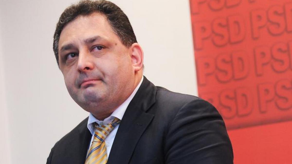 Vanghelie: Fac studii gramaticale, fac şi limba engleză, şi limba franceză, thailandeză, fac şi masaje, fac de toate