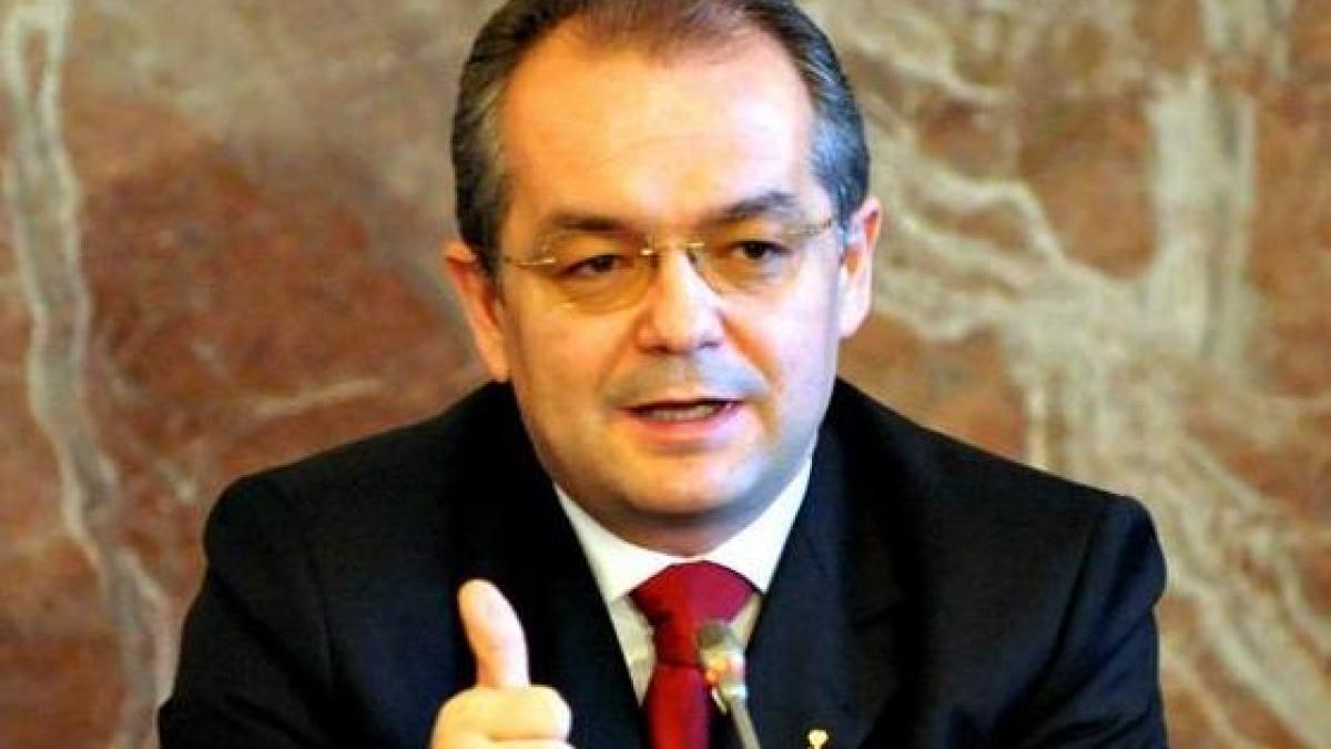 Emil Boc a alergat pentru persoanele cu dizabilităţi intelectuale, în cursa "Flacăra Speranţei"