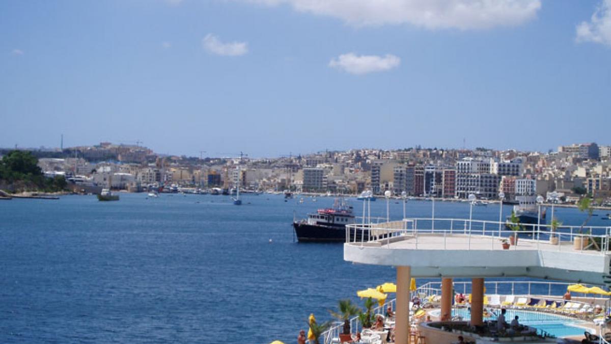 Sliema, staţiunea plină de forfotă a Maltei
