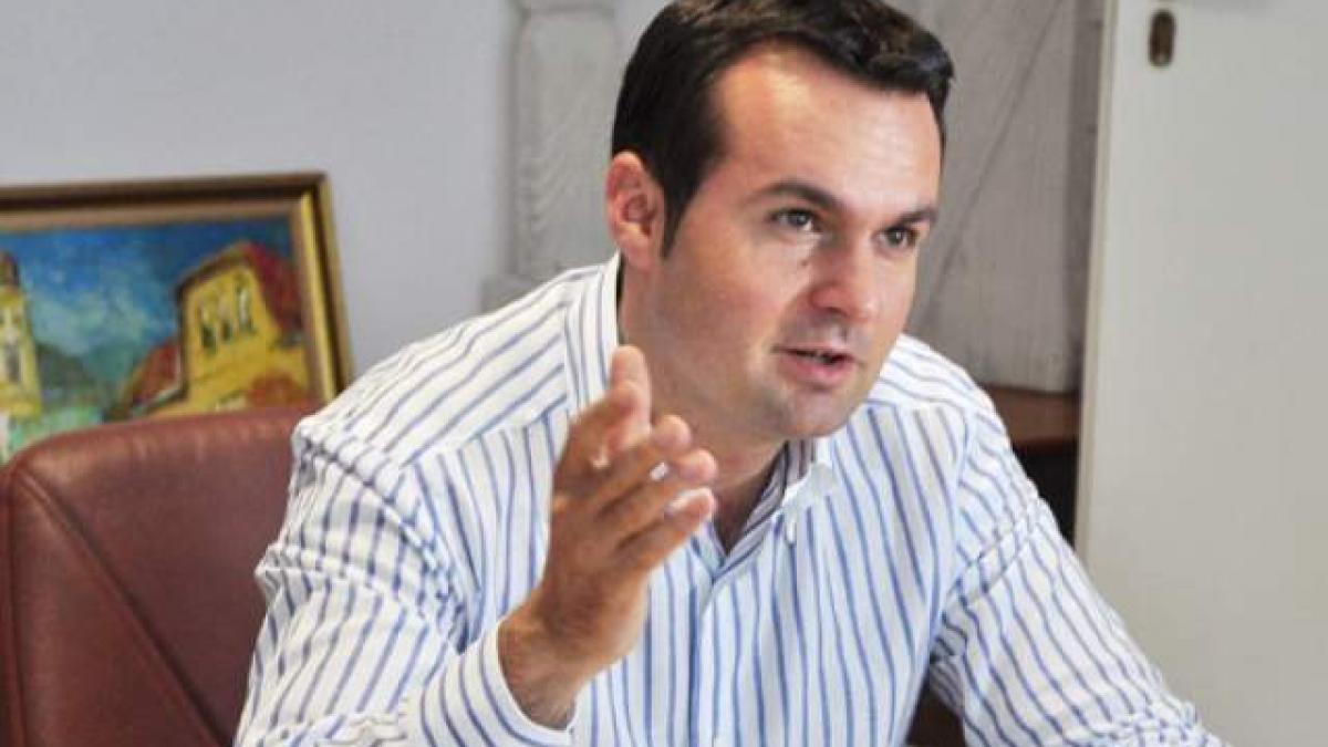 Primarul din Baia Mare, Cătălin Cherecheş, urmărit penal pentru luare de mită şi trafic de influenţă