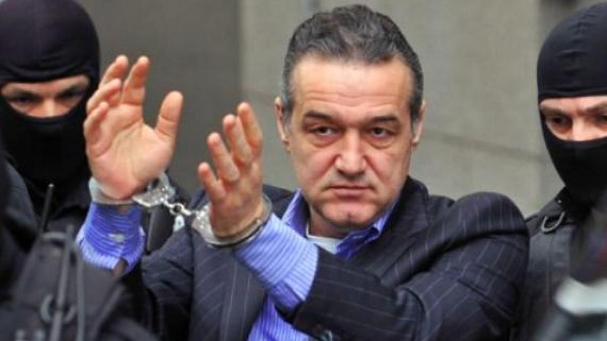 Cererea lui Becali de a-şi petrece ziua de naştere alături de familie, respinsă de comisia din penitenciarul Jilava 